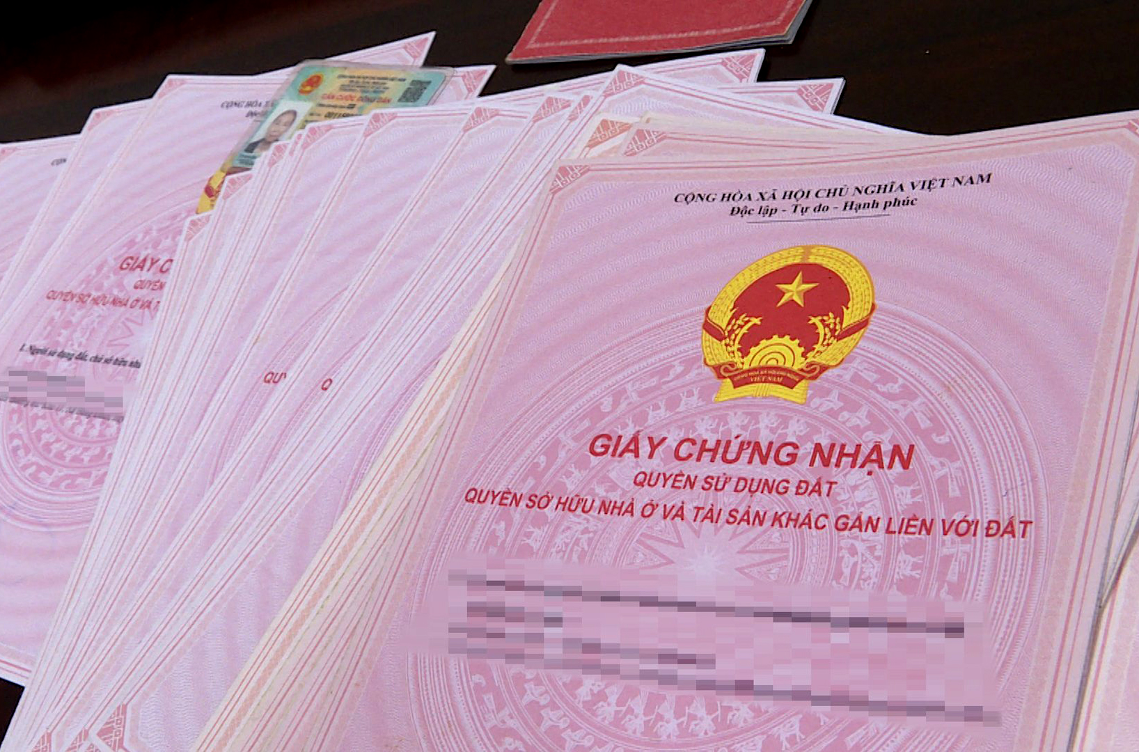 chi phí sang tên sổ đỏ cho con